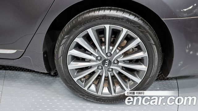 Kia K7 2017 — photo 7