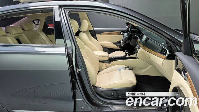 Kia K7 2017 — photo 16