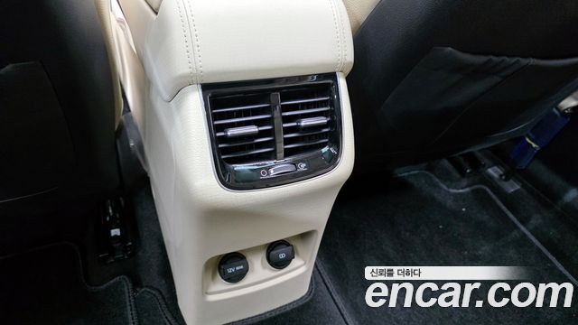 Kia K7 2017 — photo 31