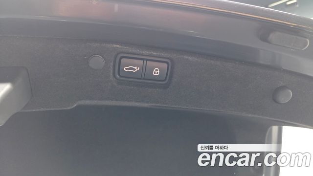 Kia K7 2017 — photo 34