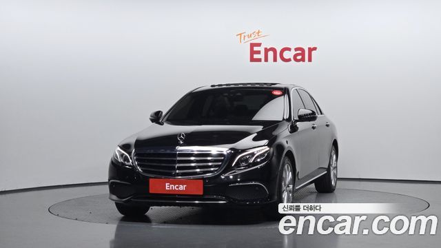 Mercedes-Benz E-Class 2019 — photo 3