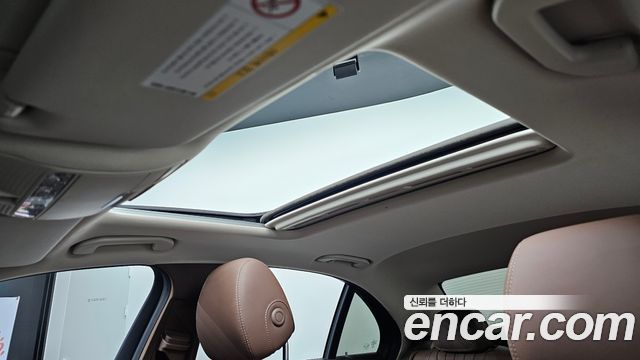 Mercedes-Benz E-Class 2019 — photo 27