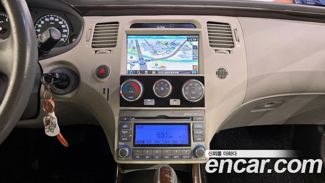 Hyundai Grandeur 2010 — photo 14