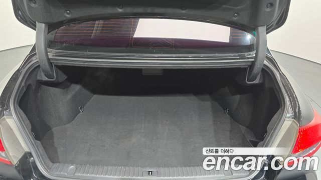 Hyundai Grandeur 2010 — photo 17