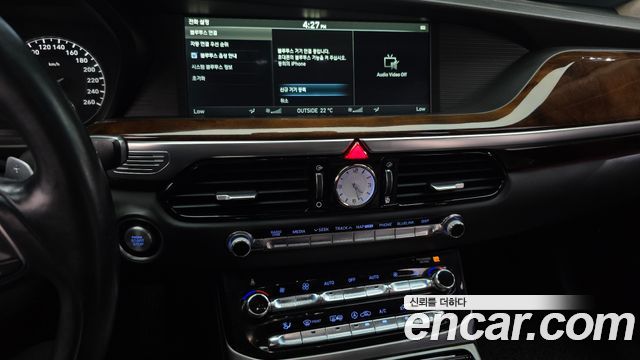 Genesis EQ900 2016 — photo 14