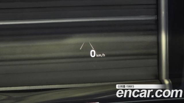 Genesis EQ900 2016 — photo 17