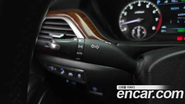 Genesis EQ900 2016 — photo 18