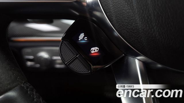 Mercedes-Benz GLE-Class 2021 — photo 27