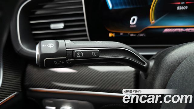 Mercedes-Benz GLE-Class 2021 — photo 28