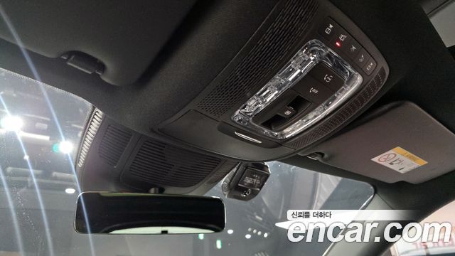 Mercedes-Benz GLE-Class 2021 — photo 29