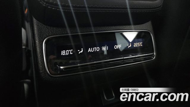 Mercedes-Benz GLE-Class 2021 — photo 30