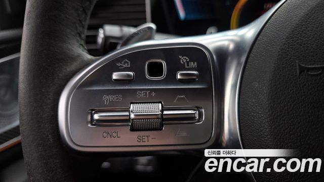 Mercedes-Benz GLE-Class 2021 — photo 32