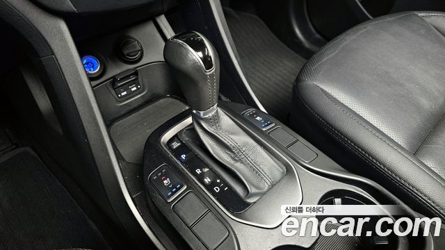 Hyundai Santafe 2015 — photo 9