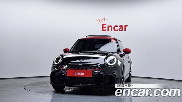 Mini Cooper 2023 — photo 3