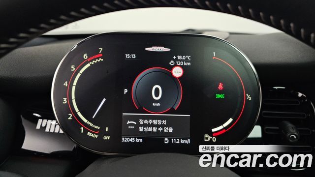 Mini Cooper 2023 — photo 11