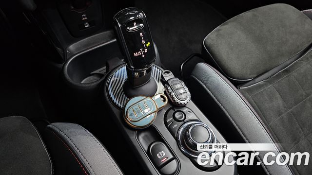 Mini Cooper 2023 — photo 12