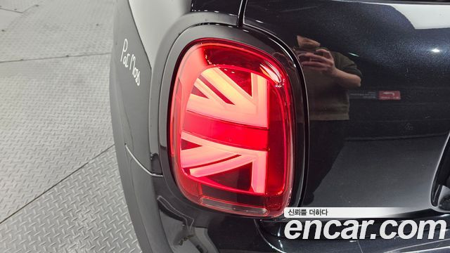Mini Cooper 2023 — photo 9