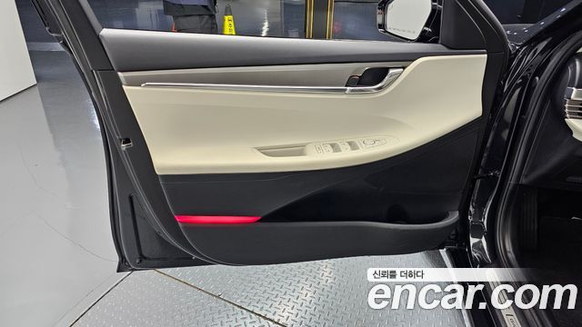 Hyundai Grandeur 2022 — photo 14