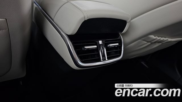 Hyundai Grandeur 2022 — photo 31