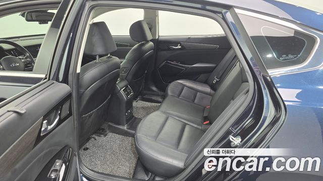 Kia K7 2020 — photo 17