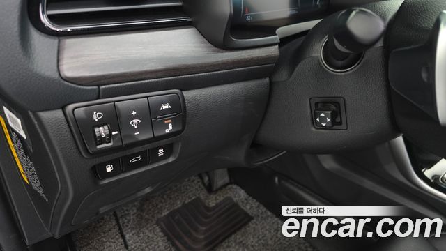 Kia K7 2020 — photo 21