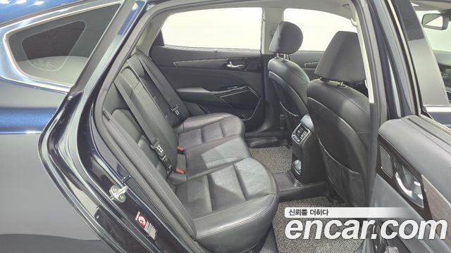 Kia K7 2020 — photo 24