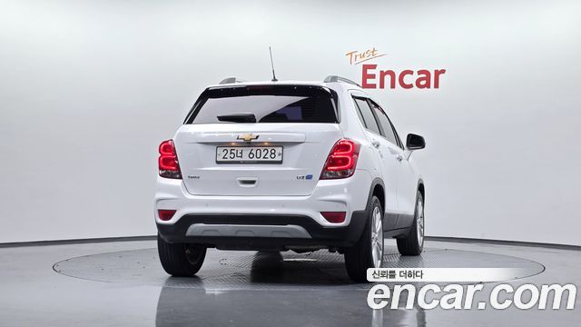 Chevrolet Korea Trax 2017 — photo 4