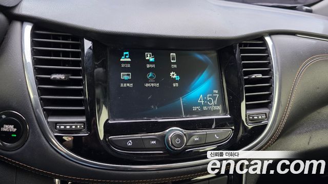 Chevrolet Korea Trax 2017 — photo 16