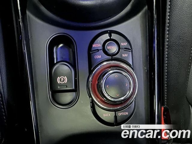 Mini Clubman 2022 — photo 14