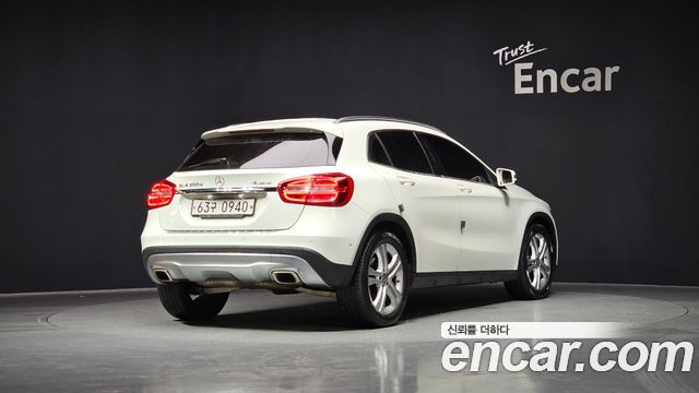 Mercedes-Benz GLA-Class 2016 — photo 2
