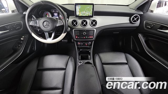Mercedes-Benz GLA-Class 2016 — photo 7