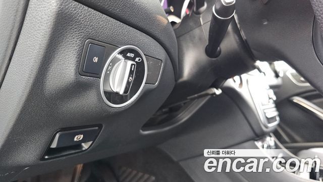 Mercedes-Benz GLA-Class 2016 — photo 18