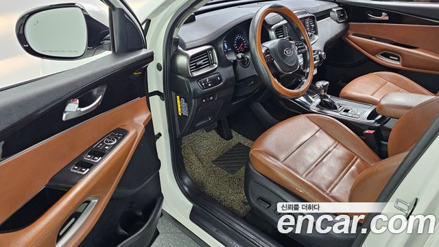 Kia Sorento 2018 — photo 10