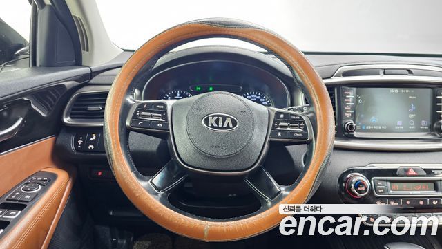 Kia Sorento 2018 — photo 13