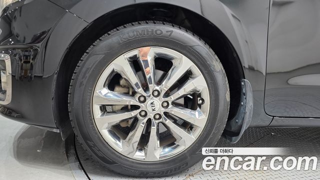 Kia Canival 2016 — photo 5