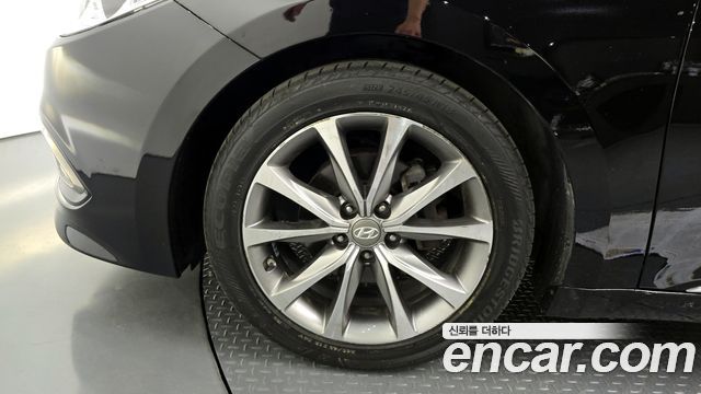 Hyundai Grandeur 2015 — photo 5