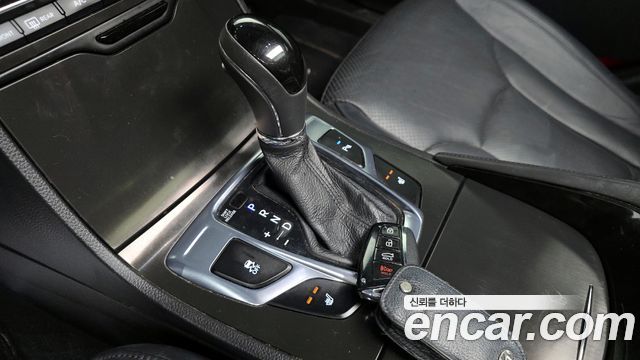 Hyundai Grandeur 2015 — photo 12
