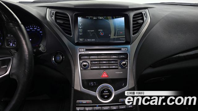 Hyundai Grandeur 2015 — photo 22