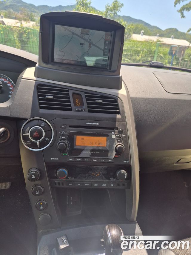 KG Mobility KORANDO 2014 — photo 9