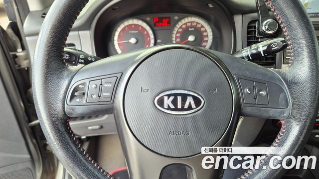 Kia pride 2010 — photo 14