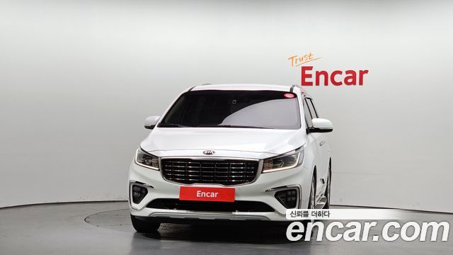 Kia Canival 2019 — photo 3