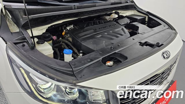 Kia Canival 2019 — photo 6