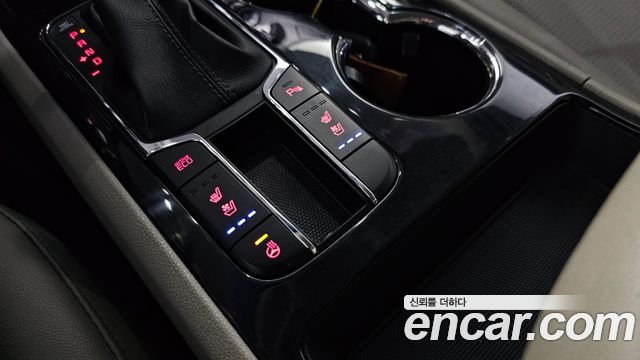 Kia Canival 2019 — photo 23