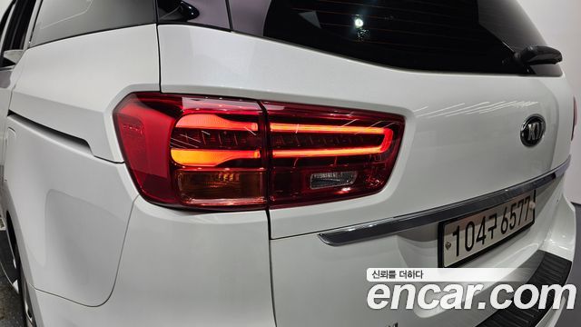 Kia Canival 2019 — photo 9