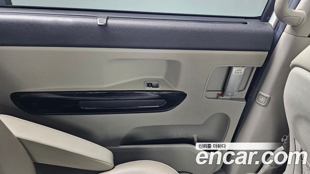 Kia Canival 2019 — photo 15