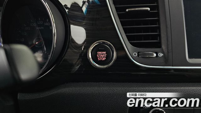 Kia Canival 2019 — photo 30