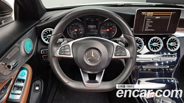 Mercedes-Benz C-Class 2017 — photo 18