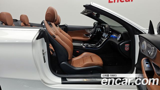 Mercedes-Benz C-Class 2017 — photo 16