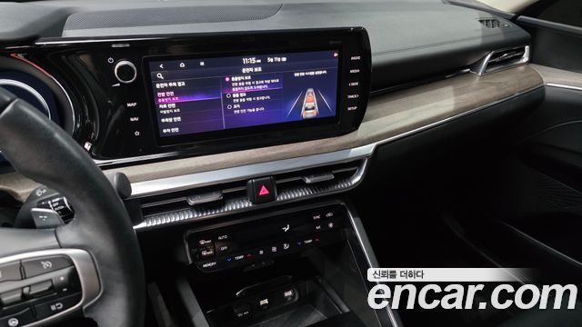 Kia K5 2023 — photo 20