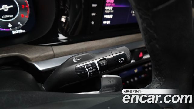 Kia K5 2023 — photo 23